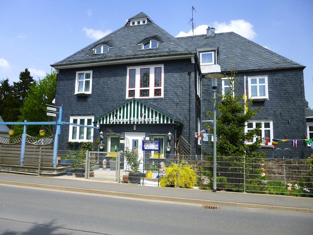 Pension Haus Am Waldesrand Oberhof  Bagian luar foto